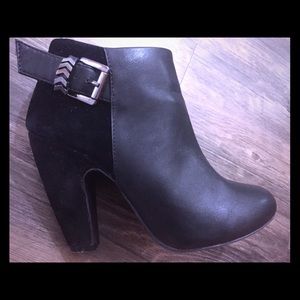 Bamboo booties